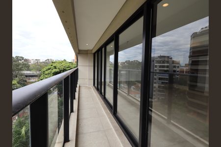 Apartamento à venda com 140m², 2 quartos e 3 vagasVaranda da Sala