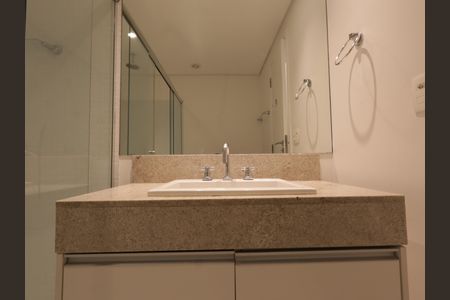 Apartamento à venda com 140m², 2 quartos e 3 vagasBanheiro da Suíte 1