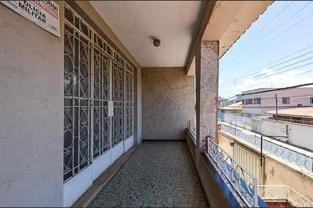 Casa à venda com 300m², 5 quartos e 2 vagasVaranda