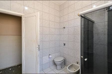 Casa à venda com 300m², 5 quartos e 2 vagasBanheiro