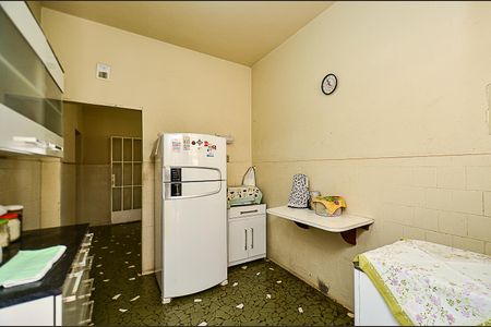 Casa à venda com 300m², 5 quartos e 2 vagasCozinha