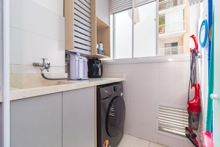 Apartamento à venda com 57m², 2 quartos e 1 vagaÁrea de Serviço