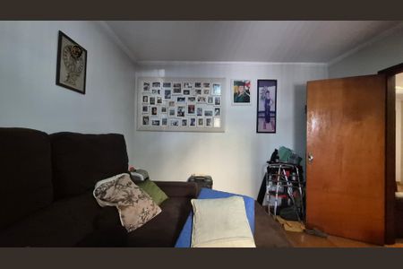 Casa à venda com 240m², 3 quartos e 2 vagasQuarto