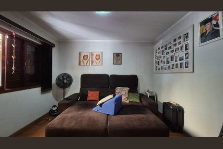 Casa à venda com 240m², 3 quartos e 2 vagasQuarto