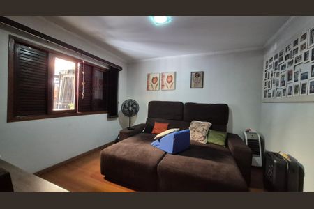 Casa à venda com 240m², 3 quartos e 2 vagasQuarto