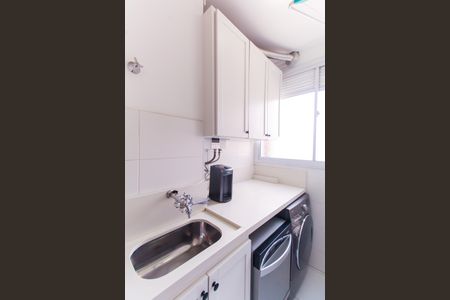 Apartamento à venda com 65m², 3 quartos e 1 vagaÁrea de Serviço