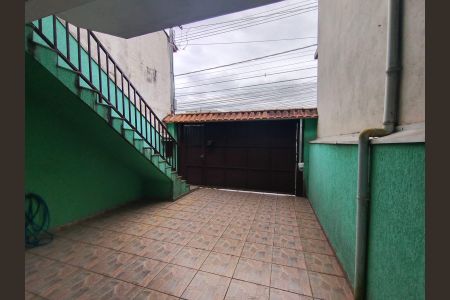 Casa à venda com 95m², 2 quartos e 3 vagas Casa à venda com 95m², 2 quartos e 3 vagasQuintal