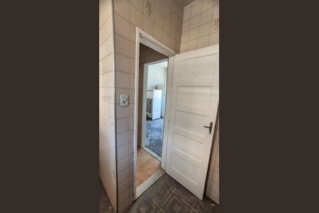 Apartamento para alugar com 60m², 2 quartos e sem vagaBanheiro