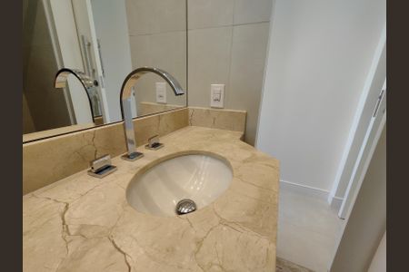 Apartamento à venda com 65m², 2 quartos e 1 vagaBanheiro Social