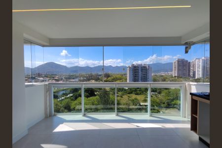 Apartamento à venda com 65m², 2 quartos e 1 vagaVaranda