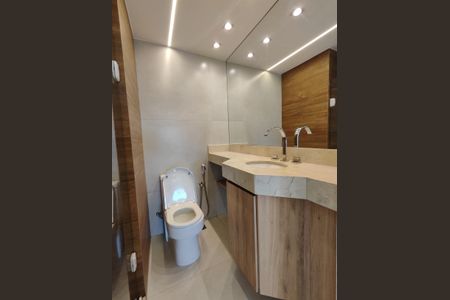 Apartamento à venda com 65m², 2 quartos e 1 vagaBanheiro da Suíte