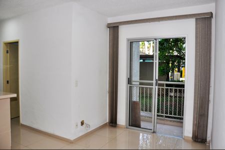 Detalhe - Sala e Sala de Jantar de apartamento à venda com 2 quartos, 49m² em Jardim Felicidade (zona Oeste), São Paulo