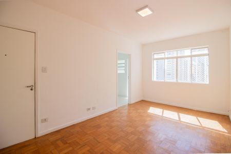 Apartamento à venda com 75m², 2 quartos e 1 vagaSala