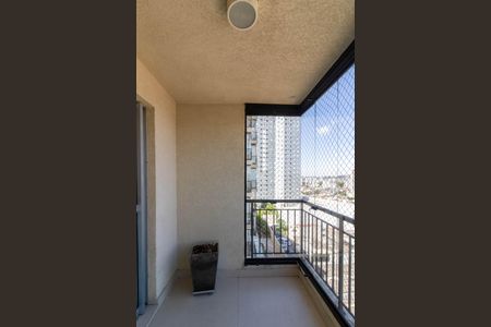 Apartamento para alugar com 64m², 2 quartos e 1 vaga Apartamento para alugar com 64m², 2 quartos e 1 vagaVaranda