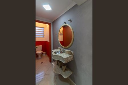 Casa à venda com 144m², 3 quartos e 2 vagas Casa à venda com 144m², 3 quartos e 2 vagasLavabo