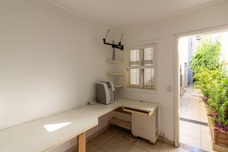 Casa à venda com 144m², 3 quartos e 2 vagas Casa à venda com 144m², 3 quartos e 2 vagasQuarto de Serviço