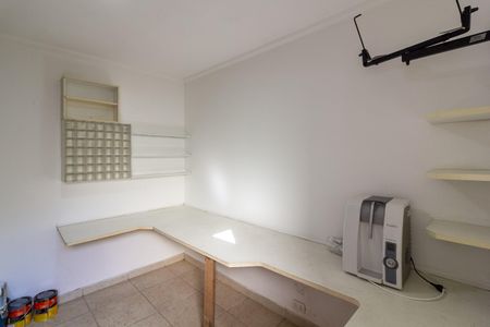 Casa à venda com 144m², 3 quartos e 2 vagas Casa à venda com 144m², 3 quartos e 2 vagasQuarto de Serviço