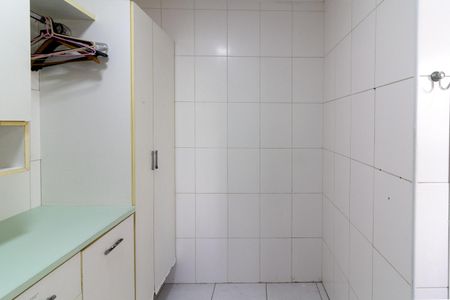 Casa à venda com 144m², 3 quartos e 2 vagas Casa à venda com 144m², 3 quartos e 2 vagasÁrea de Serviço