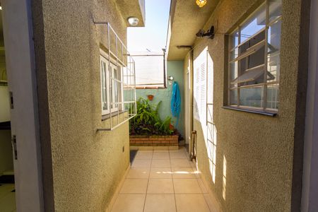 Casa à venda com 144m², 3 quartos e 2 vagas Casa à venda com 144m², 3 quartos e 2 vagasQuintal