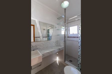 Casa à venda com 144m², 3 quartos e 2 vagas Casa à venda com 144m², 3 quartos e 2 vagasBanheiro da Suíte 1