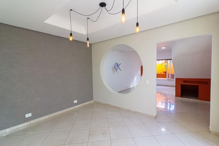 Sala de jantar de casa para alugar com 3 quartos, 144m² em Jardim Prudência, São Paulo