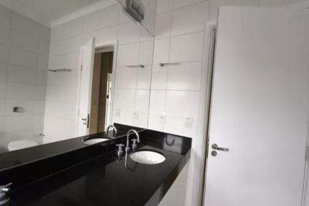 Casa de condomínio para alugar com 312m², 3 quartos e 2 vagasBanheiro da Suíte 3