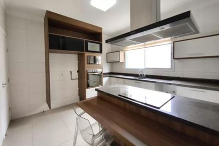 Casa de condomínio para alugar com 312m², 3 quartos e 2 vagasCozinha