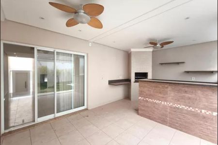 Casa de condomínio para alugar com 312m², 3 quartos e 2 vagasÁrea Externa