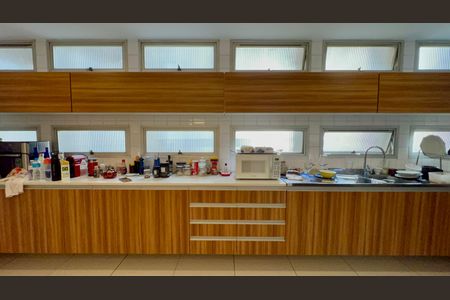 Apartamento à venda com 226m², 3 quartos e 2 vagas Apartamento à venda com 226m², 3 quartos e 2 vagasCozinha