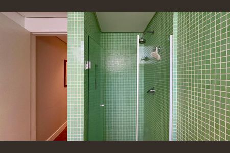 Apartamento à venda com 226m², 3 quartos e 2 vagas Apartamento à venda com 226m², 3 quartos e 2 vagasBanheiro da Suíte