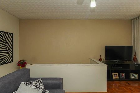 Casa à venda com 200m², 6 quartos e 4 vagasSala 1