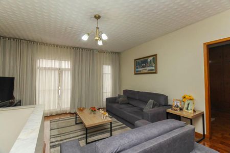 Casa à venda com 200m², 6 quartos e 4 vagasSala 1