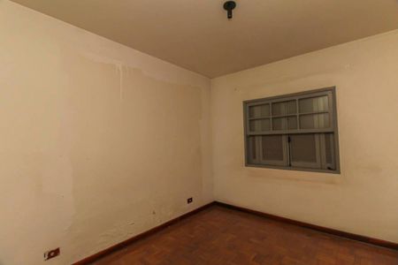 Casa à venda com 200m², 6 quartos e 4 vagasQuarto 3