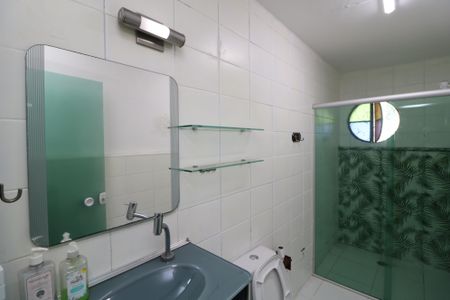 Casa para alugar com 250m², 4 quartos e 3 vagasBanheiro C2