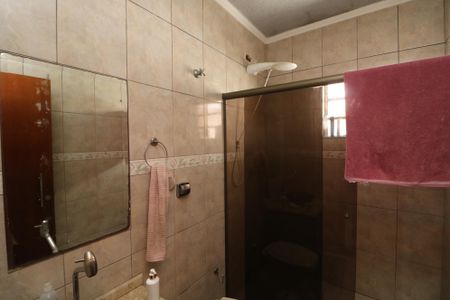 Casa para alugar com 250m², 4 quartos e 3 vagasBanheiro