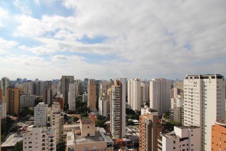 Apartamento à venda com 141m², 3 quartos e 2 vagasVista da Suíte 2