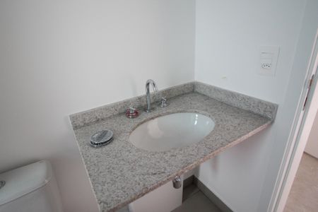 Apartamento à venda com 141m², 3 quartos e 2 vagasBanheiro da Suíte 2