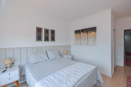 Casa para alugar com 348m², 3 quartos e 2 vagasSuite