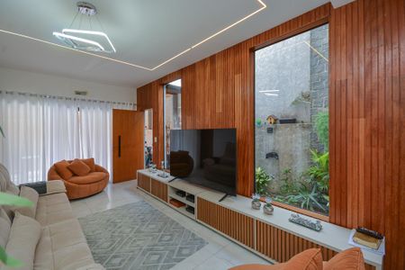 Casa para alugar com 348m², 3 quartos e 2 vagasSala