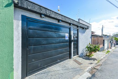 Casa para alugar com 348m², 3 quartos e 2 vagasFachada