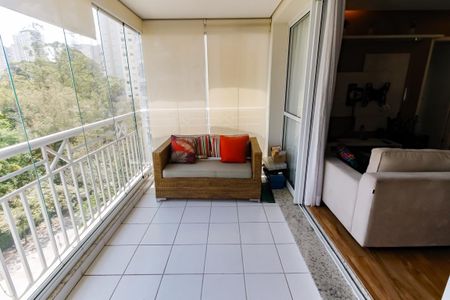 Varanda gourmet de apartamento à venda com 3 quartos, 88m² em Vila Andrade, São Paulo