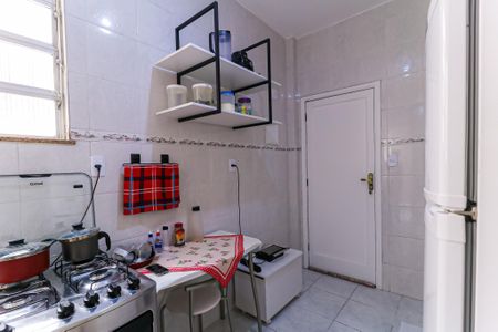 Apartamento à venda com 100m², 2 quartos e sem vagaCozinha