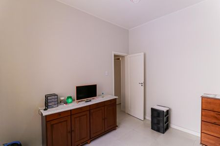 Apartamento à venda com 100m², 2 quartos e sem vagaQuarto 