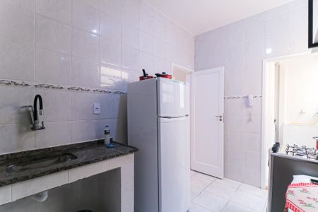 Apartamento à venda com 100m², 2 quartos e sem vagaCozinha