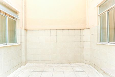 Apartamento à venda com 100m², 2 quartos e sem vagaServidão exclusico do apartamento