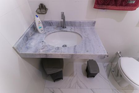 Apartamento à venda com 100m², 2 quartos e sem vagaBanheiro