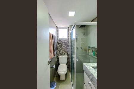 Apartamento à venda com 150m², 3 quartos e 3 vagasBanheiro da Suíte 2