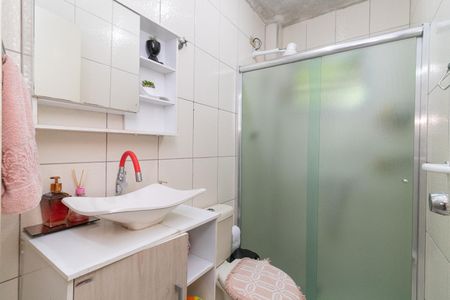 Casa à venda com 115m², 3 quartos e 2 vagasBanheiro 2