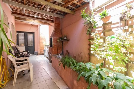 Casa à venda com 115m², 3 quartos e 2 vagasChurrasqueira