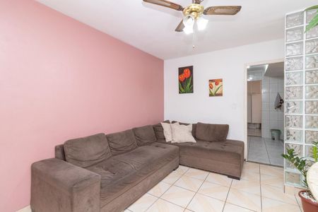 Casa à venda com 115m², 3 quartos e 2 vagasSala